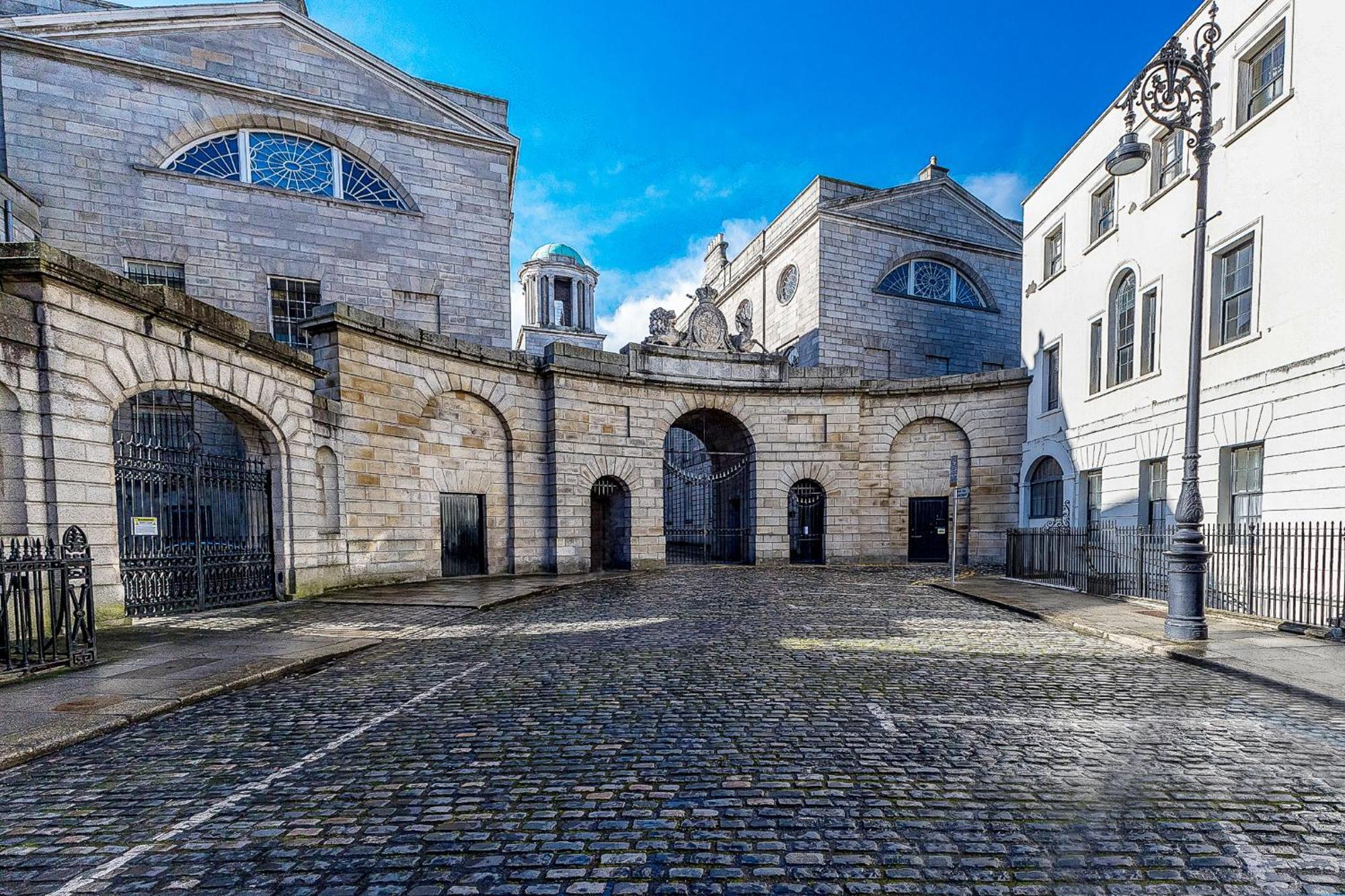 Leinster Apartment, 7 Henrietta Street, Dublin City Centre Exterior photo